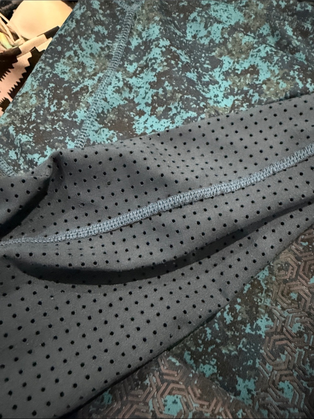 Ariat Teal and Black Girls' Printed Performance Leggings
For horse back riding - Picture 3 of 6